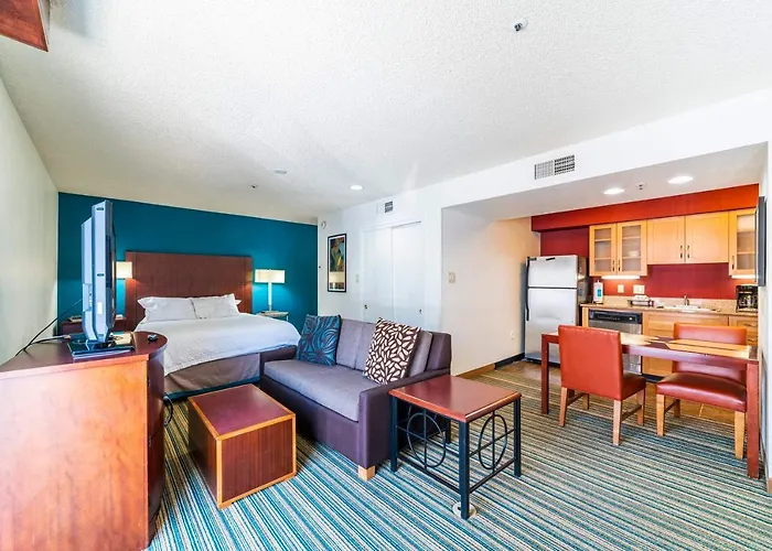 Metro Phx Studio Queen Upstairs Sleeps 4 Modern Design Best Amenities