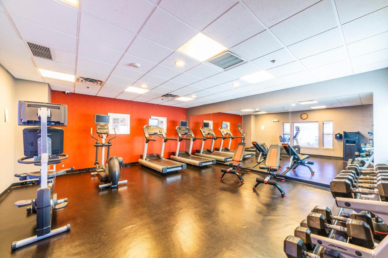 Metro Phx Queen Upstairs Sleeps 4 Modern Design Amenities *