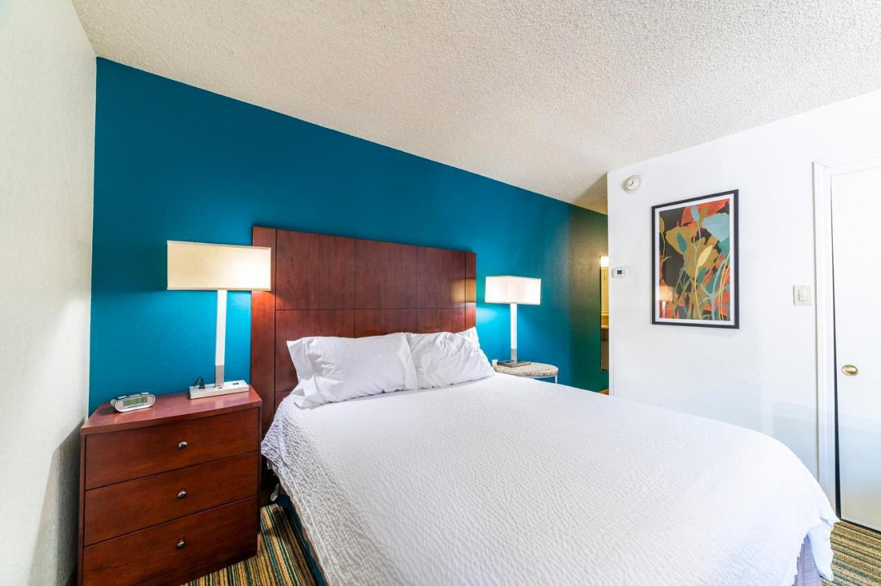 Metro Phx Queen Upstairs Sleeps 4 Modern Design Amenities Apartment *